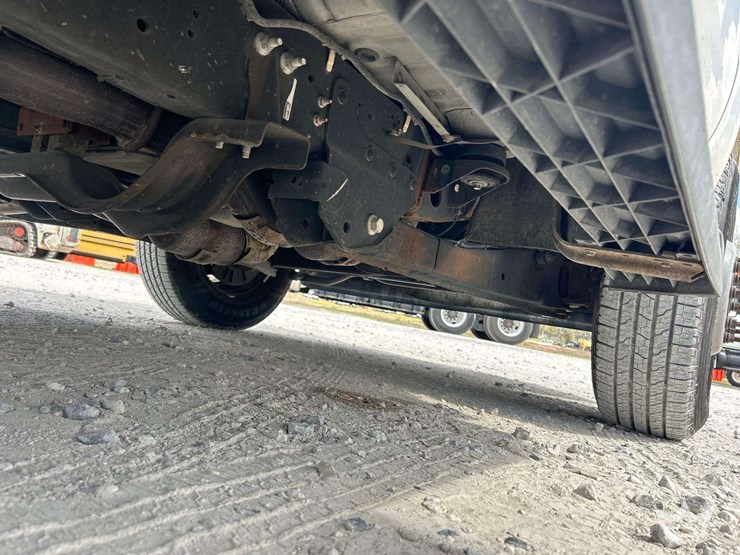 2012-ford-f350-image-24