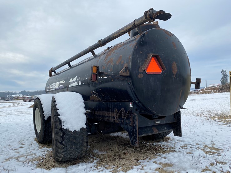 #1200-•-balzer-6000-tandem-axle-tanker-(no-title)-(st.-nazianz,-wi)-image-11