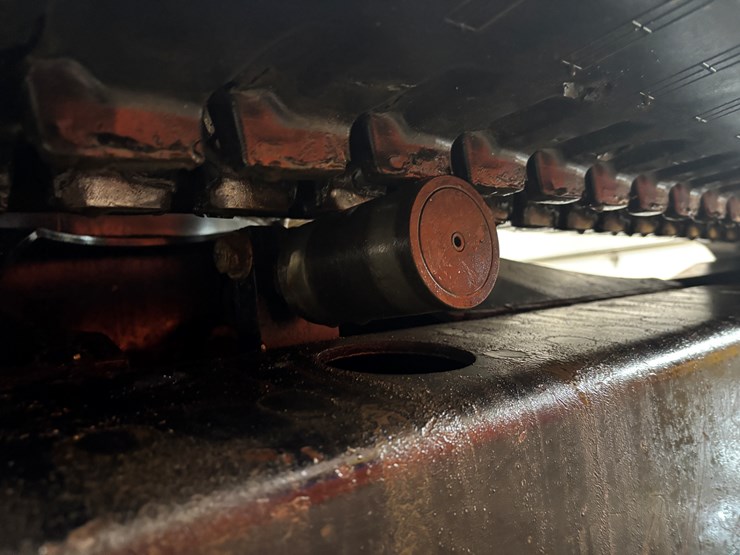 caterpillar-305-image-58