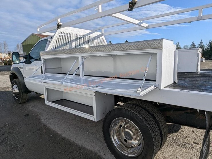 2005-ford-f550-xl-image-7