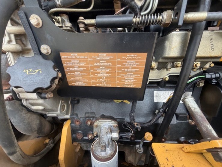 caterpillar-914g-image-51