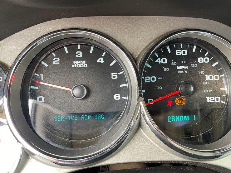 2008-gmc-3500-image-34