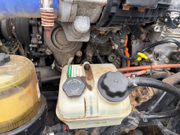 #40952-•-2016-freightliner-t/a-daycab-truck-tractor-3akjged50gshn2261-image-48