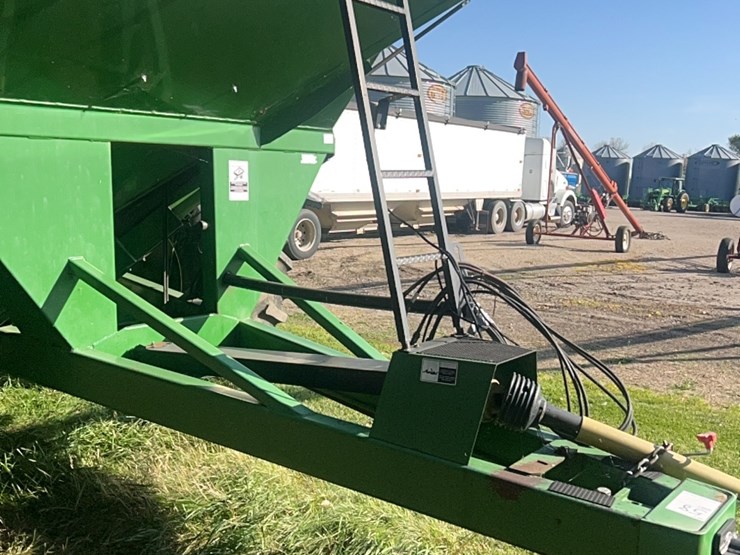 2006-unverferth-8250-image-38