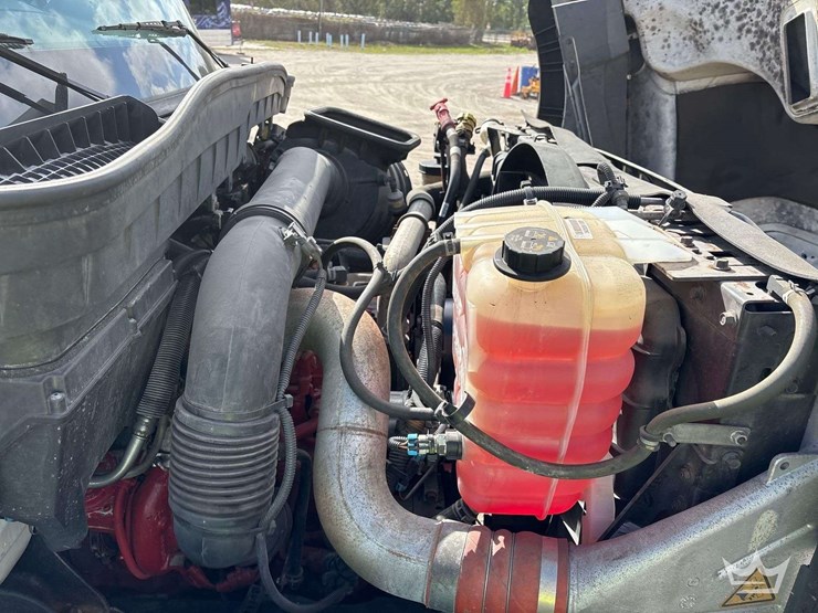 2018-international-workstar-7500-image-10