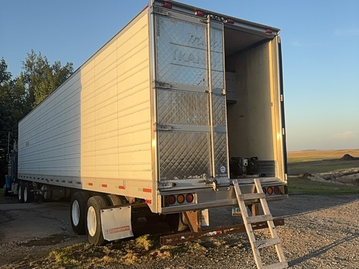 1996-sprayer-trailer,-48’,-fully-equipped-with-three-mixing-cones,-two-pumps,-hoses-,-four--1650-gallon-poly-tanks,-fully-plumbed,-complete-sprayer-setup,-ready-to-use-image-34