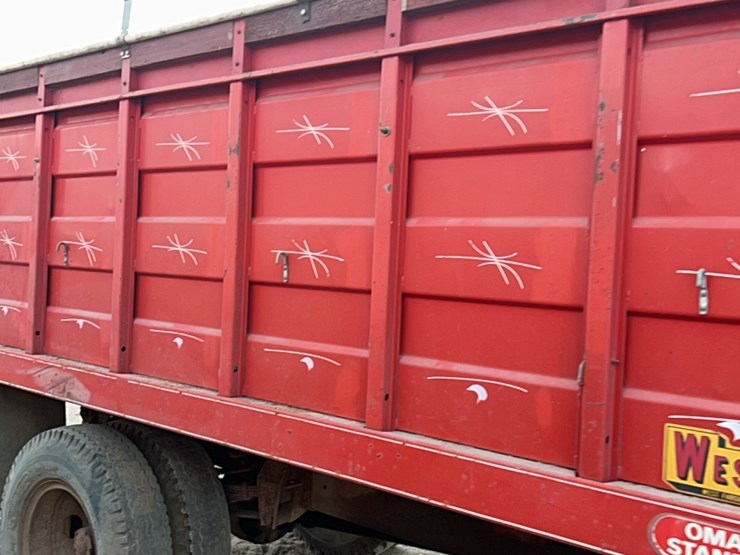 1975-chevrolet-c60-image-27