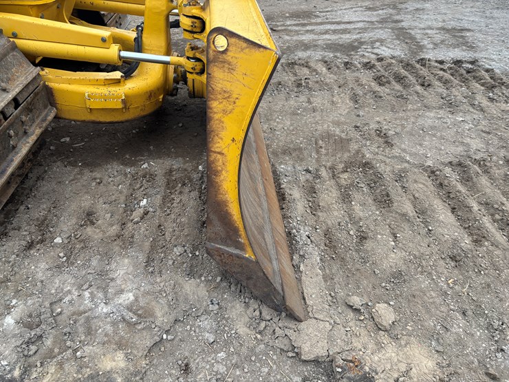 2021-komatsu-d39-image-51