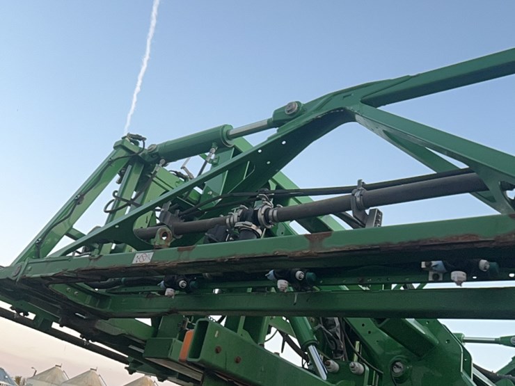 2014-john-deere-r4030-image-121