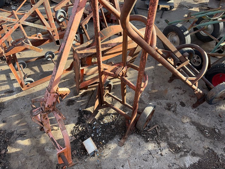 #94-•-3-barrel-dollies-one-with-no-wheels-image-4