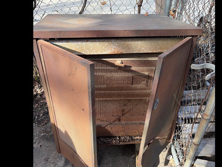 #53-•-monarch-vintage-furnace-image-1