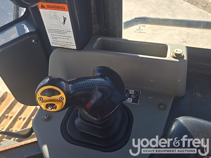 2018-komatsu-d51px-24-image-81