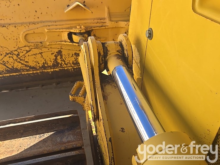 2018-komatsu-d51px-24-image-46