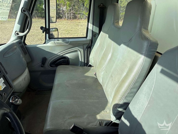 2003-international-durastar-4300-image-51