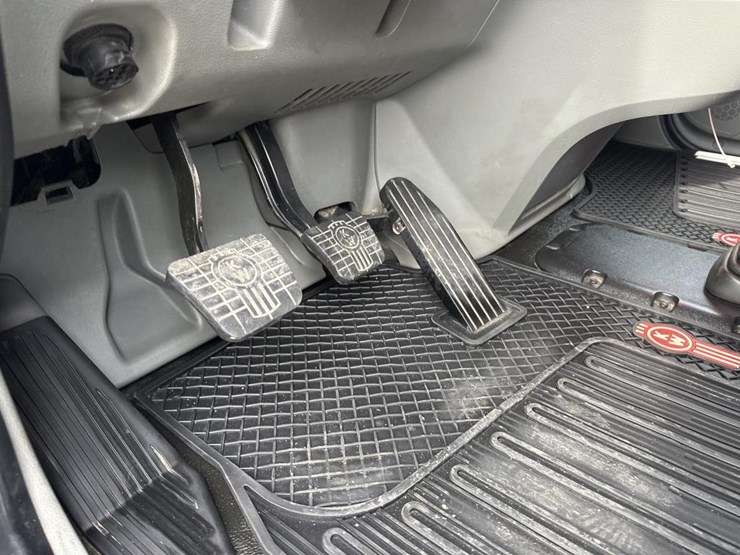 2020-kenworth-t680-image-50