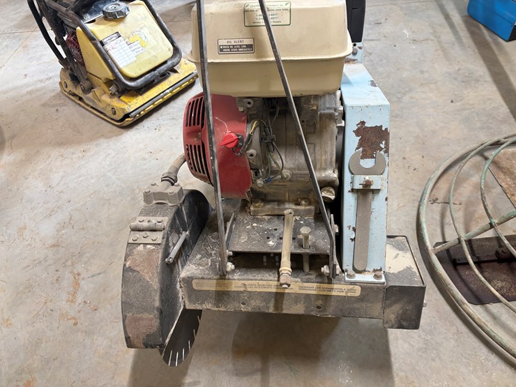 #3657-•-target-pac-iv-walk-behind-concrete-saw-image-5