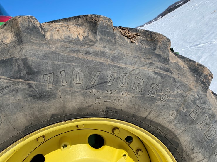 john-deere-8100-image-20