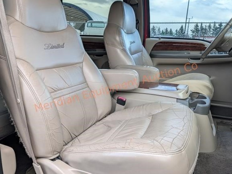 2000-ford-excursion-limited-image-41