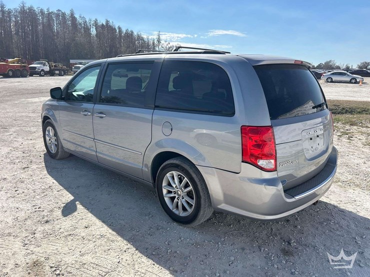 2014-dodge-grand-caravan-image-4