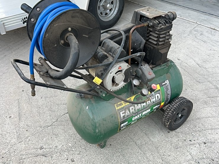 farmhand-air-compressor,-5-hp,-used-little,-has-hose-and-reel-self-contained.-image-3