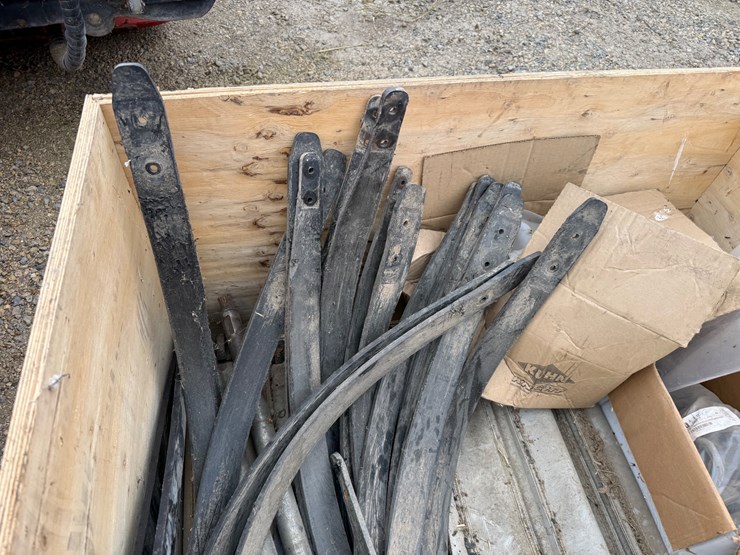 2011-kuhn-merge-maxx-900-image-40