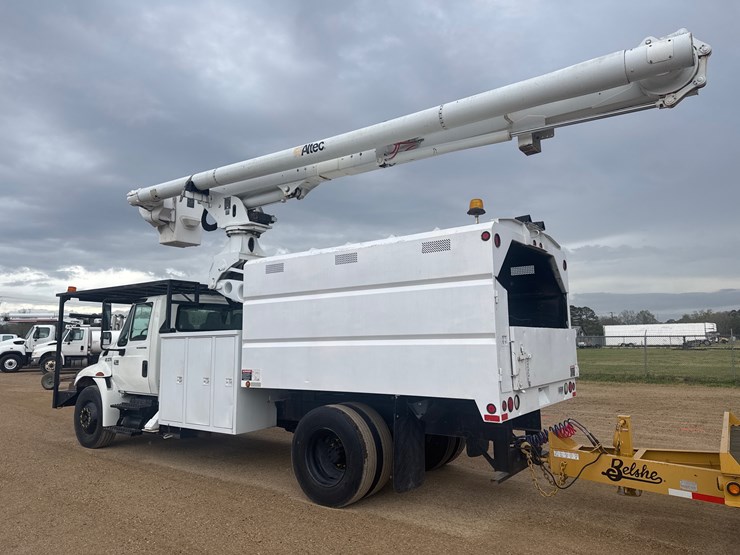 2006-international-durastar-4300-image-3