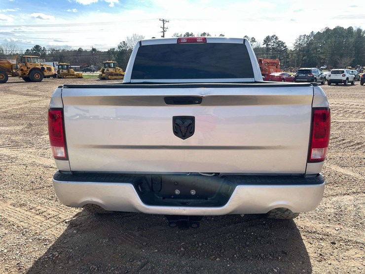 2014-dodge-1500-image-6