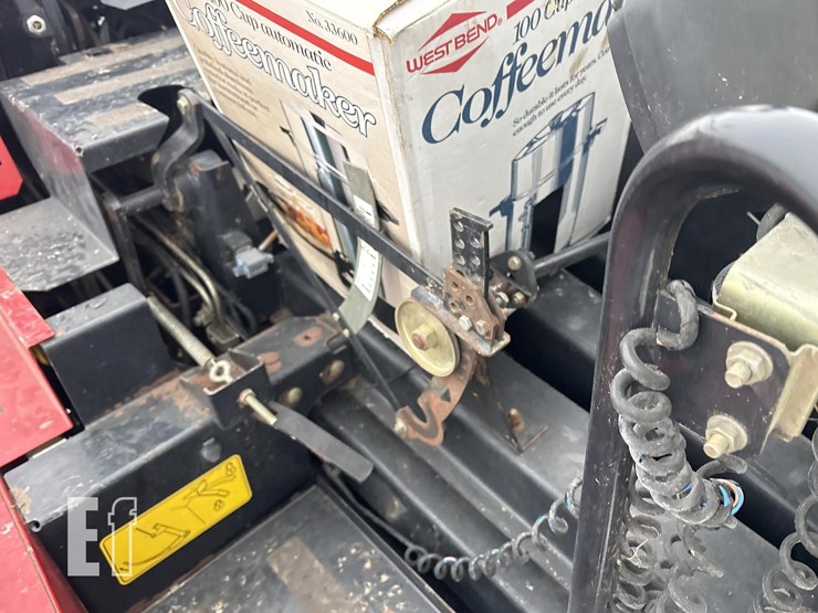 new-holland-bb940ar-image-23