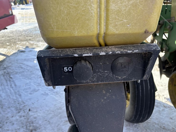 john-deere-7200-image-15