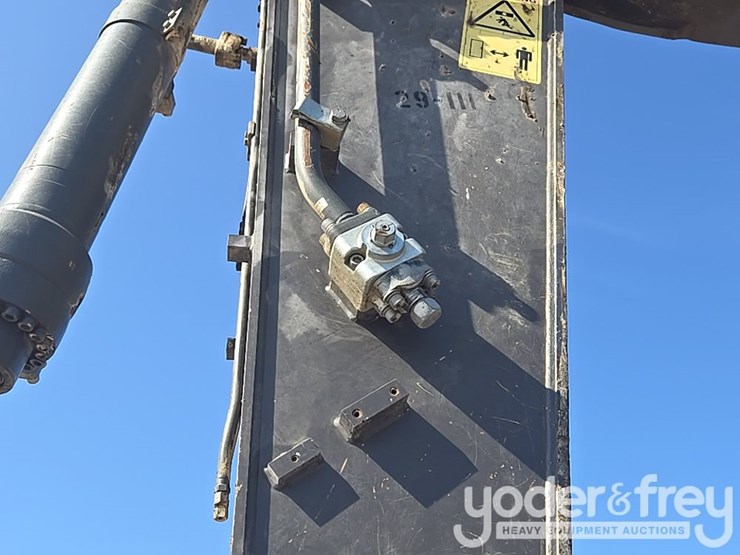 2017-volvo-ec350el-image-38