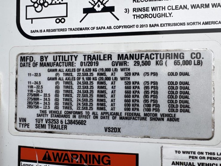 2019-utility-53'-image-33