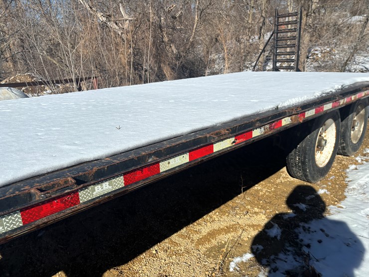 #2272-•-b-&-b-26'-equipment-trailer-image-9