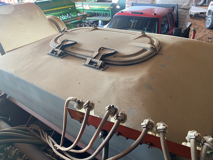 case-ih-1240-image-17