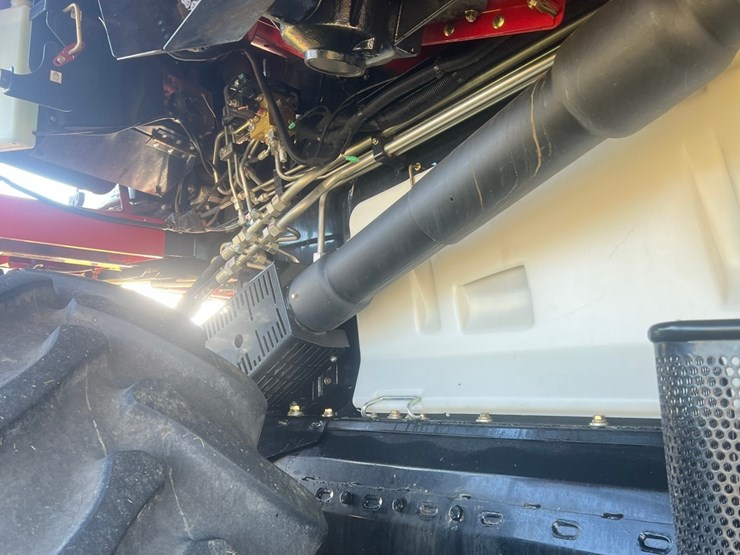 2023-case-ih-8250-image-57