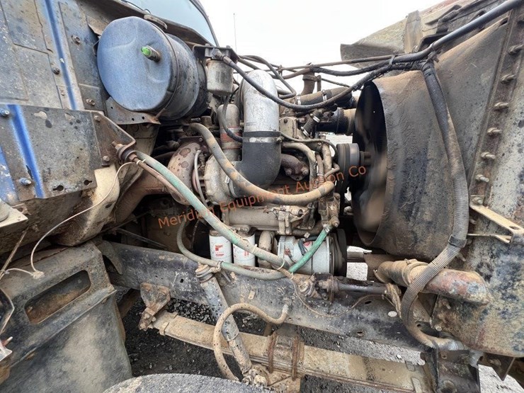 1984-international-s2500-image-24