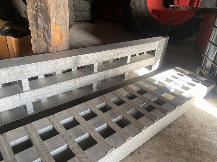 #572-•-2002-doonan-48'-step-deck-semi-trailer-with-ramps-(has-wi-title)-(reedsville,-wi)-image-36