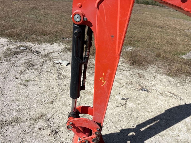 2022-kubota-u10-5-image-11