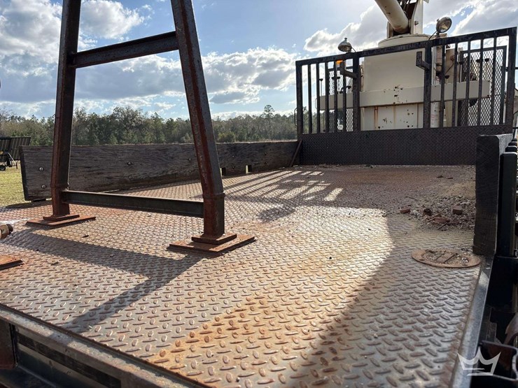 2003-international-durastar-4300-image-35