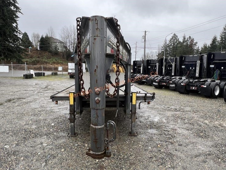 2003-titan-trailer-image-8