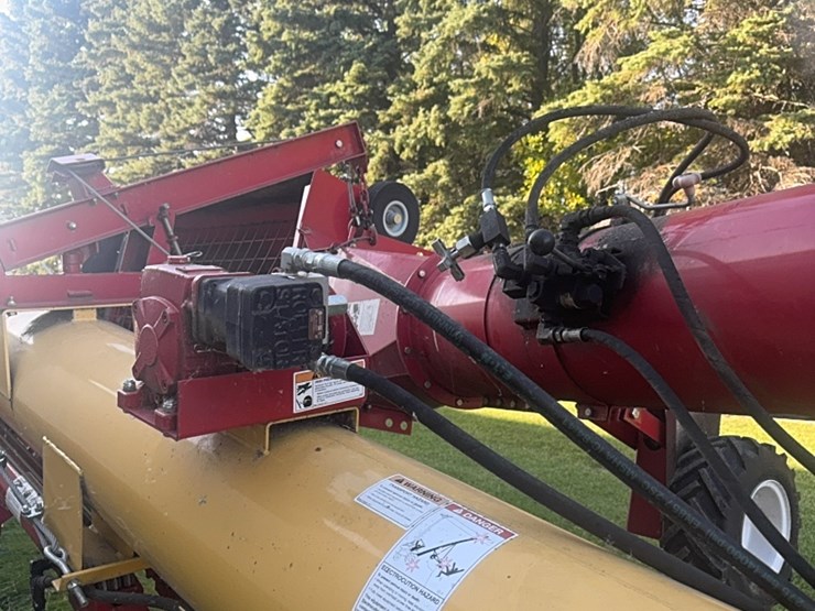 2013-westfield-mkx130-64-image-24