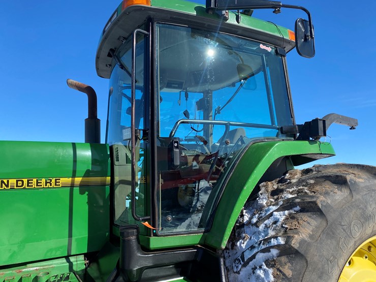 john-deere-8100-image-18