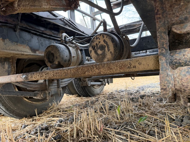 #40962-•-2013-magnolia-/-adams-t/a-fertilizer-tender-trailer-image-13