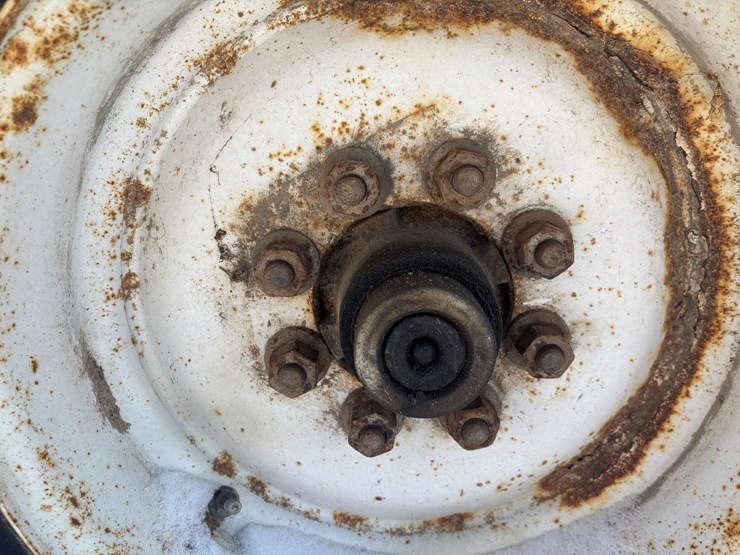 #2272-•-b-&-b-26'-equipment-trailer-image-50