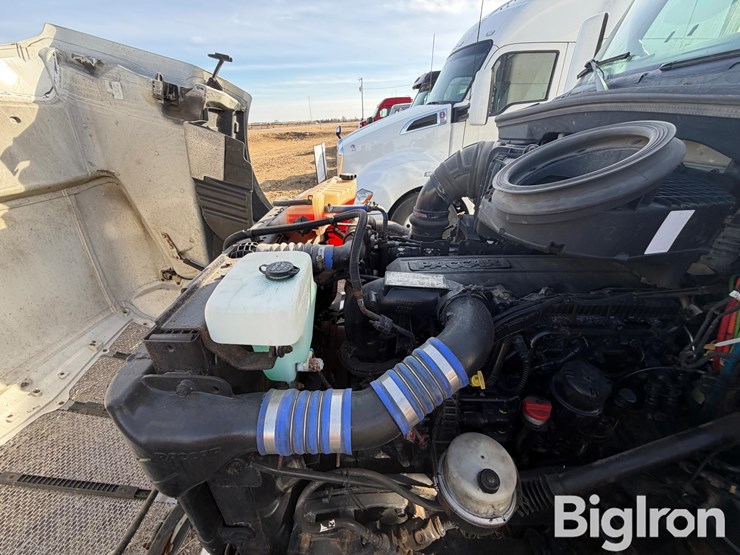 2016-peterbilt-579-image-20