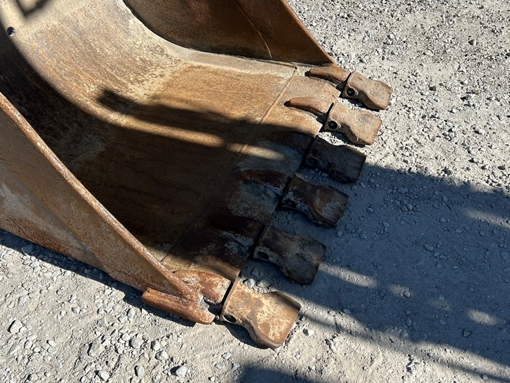 takeuchi-tb180fr-image-14