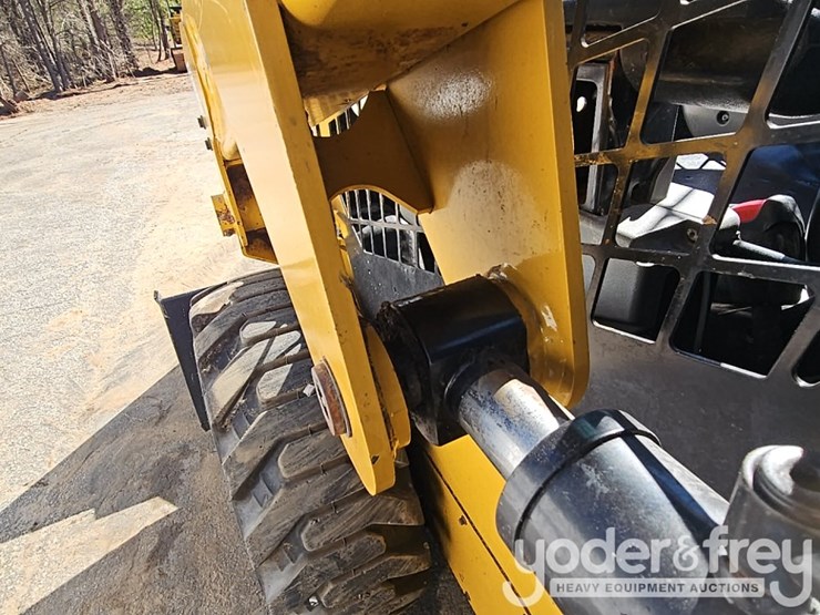 2021-caterpillar-226d3-image-20