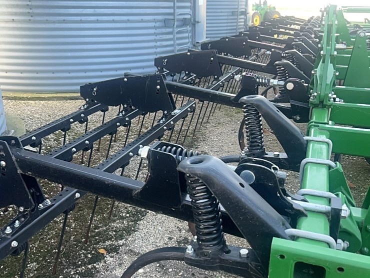 2022-john-deere-52-image-137