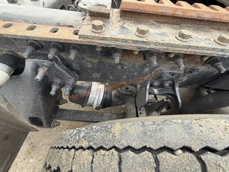 2017-international-prostar-image-43