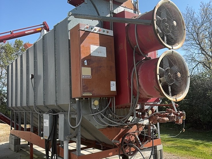 super-b-grain-dryer,-automatic-stage-controlled,-single-phase,-5512-hours,-excellent-working-condition-image-4