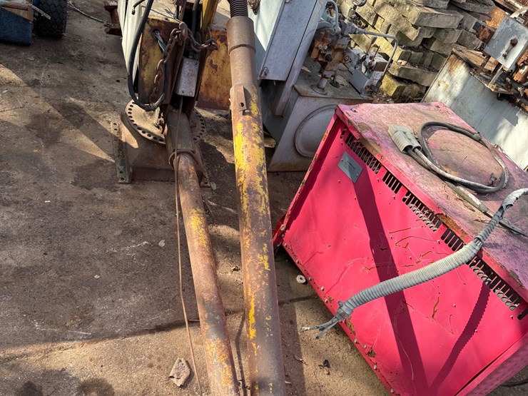 #33-•-auto-crane-image-2